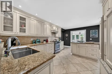 25 Braemar Place Hamilton ON L9C 1C9