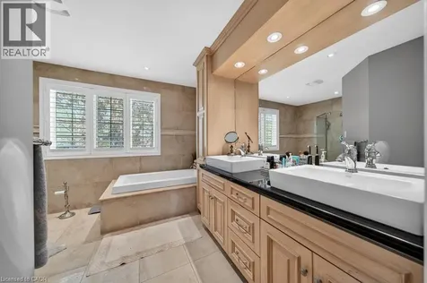 25 Braemar Place Hamilton ON L9C 1C9