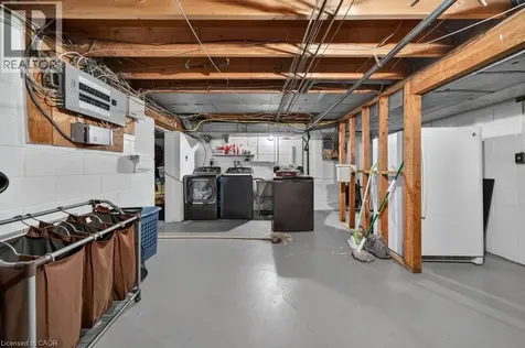 25 Braemar Place Hamilton ON L9C 1C9