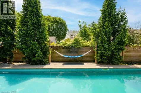 25 Braemar Place Hamilton ON L9C 1C9