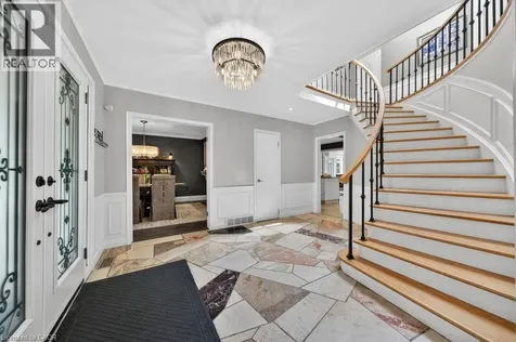 25 Braemar Place Hamilton ON L9C 1C9