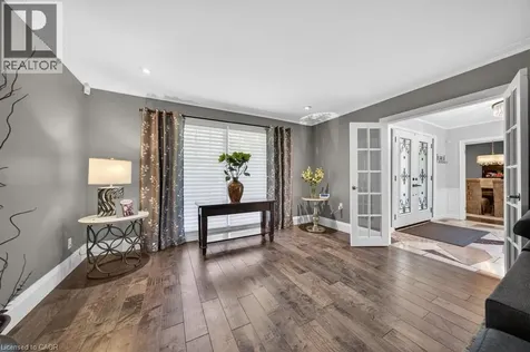 25 Braemar Place Hamilton ON L9C 1C9