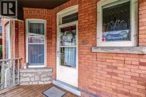 18 Fairleigh Crescent Hamilton ON L8M 2K9