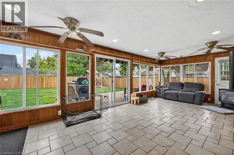 827 Pine Street Dunnville ON N1A 2M6