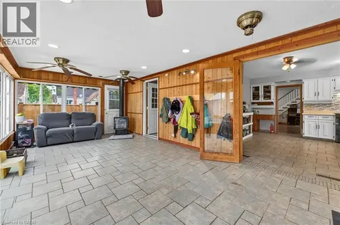 827 Pine Street Dunnville ON N1A 2M6