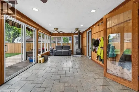 827 Pine Street Dunnville ON N1A 2M6