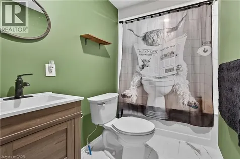 827 Pine Street Dunnville ON N1A 2M6