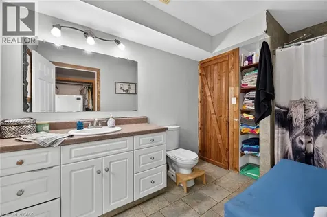 827 Pine Street Dunnville ON N1A 2M6