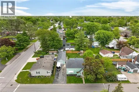 827 Pine Street Dunnville ON N1A 2M6