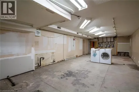 90 John Street South Hamilton ON L8N 2C1