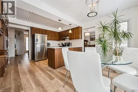 488 Heather Hill Place Waterloo ON N2T 1H7