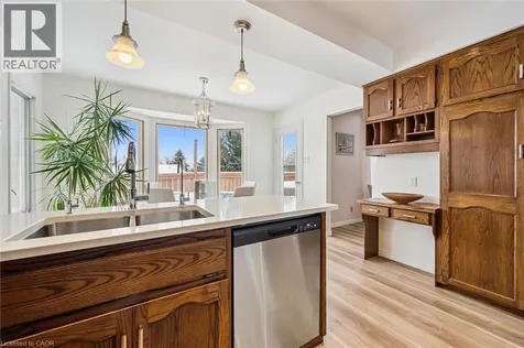 488 Heather Hill Place Waterloo ON N2T 1H7