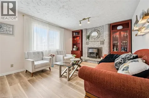 488 Heather Hill Place Waterloo ON N2T 1H7