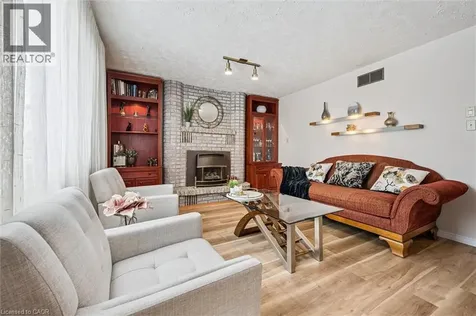 488 Heather Hill Place Waterloo ON N2T 1H7