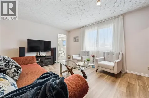 488 Heather Hill Place Waterloo ON N2T 1H7
