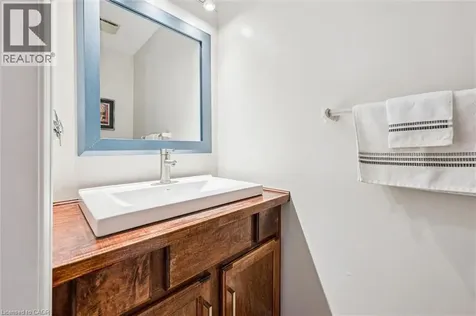 488 Heather Hill Place Waterloo ON N2T 1H7