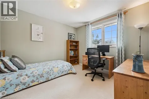 488 Heather Hill Place Waterloo ON N2T 1H7