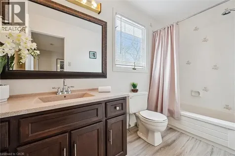 488 Heather Hill Place Waterloo ON N2T 1H7
