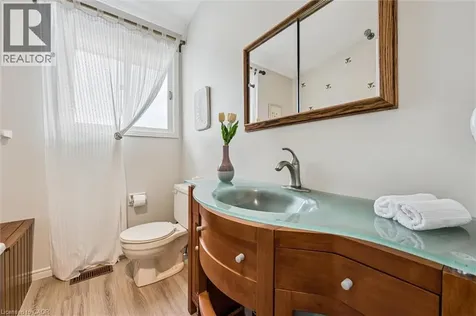 488 Heather Hill Place Waterloo ON N2T 1H7