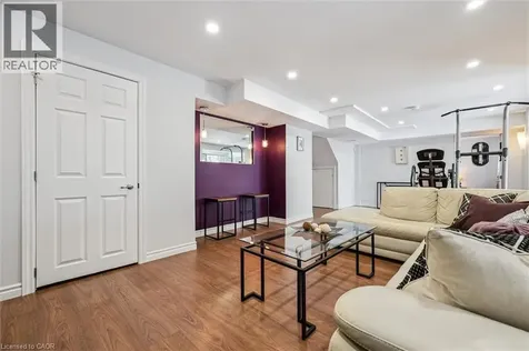 488 Heather Hill Place Waterloo ON N2T 1H7
