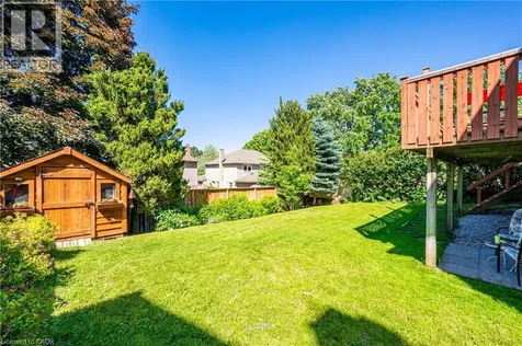 488 Heather Hill Place Waterloo ON N2T 1H7