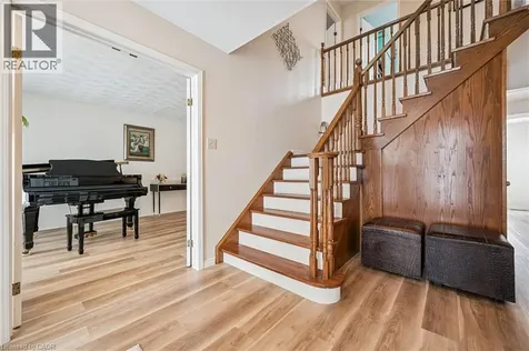 488 Heather Hill Place Waterloo ON N2T 1H7