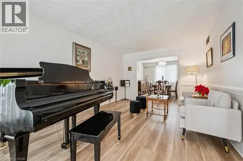 488 Heather Hill Place Waterloo ON N2T 1H7