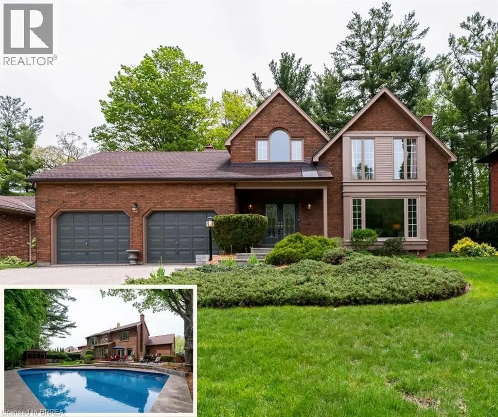 9 Scarfe Gardens Brantford ON N3T 6B2