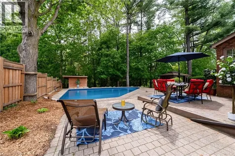 9 Scarfe Gardens Brantford ON N3T 6B2