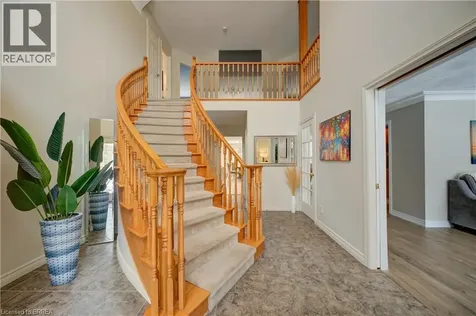 9 Scarfe Gardens Brantford ON N3T 6B2