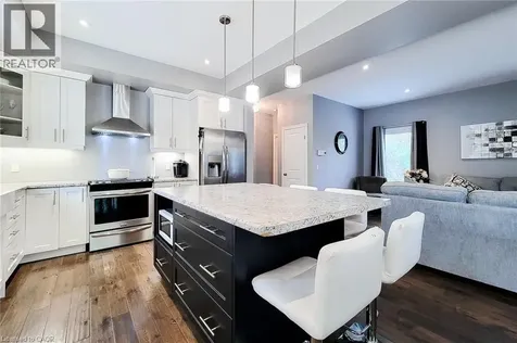 4274 Sixth Avenue Niagara Falls ON L2E 4S8