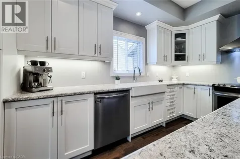 4274 Sixth Avenue Niagara Falls ON L2E 4S8