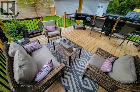 4274 Sixth Avenue Niagara Falls ON L2E 4S8