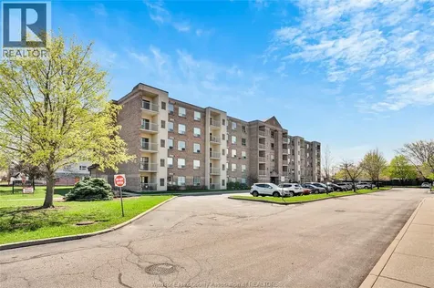 8335 Wyandotte Street East Windsor ON N8S 4S8