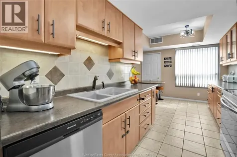 8335 Wyandotte Street East Windsor ON N8S 4S8