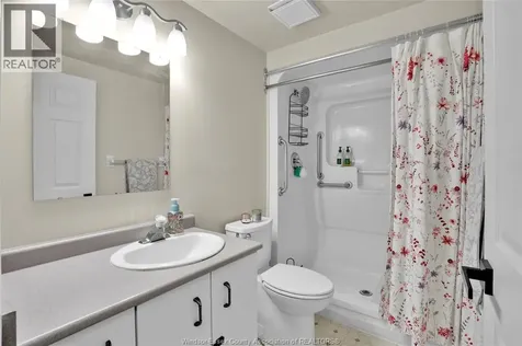8335 Wyandotte Street East Windsor ON N8S 4S8