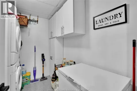 8335 Wyandotte Street East Windsor ON N8S 4S8