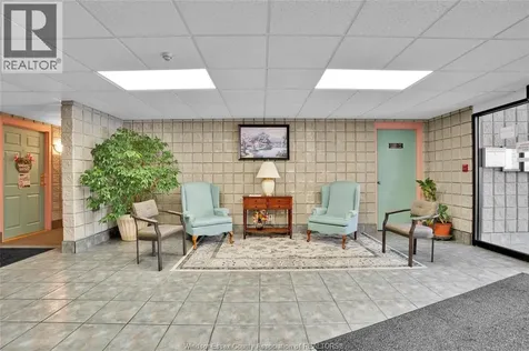 8335 Wyandotte Street East Windsor ON N8S 4S8