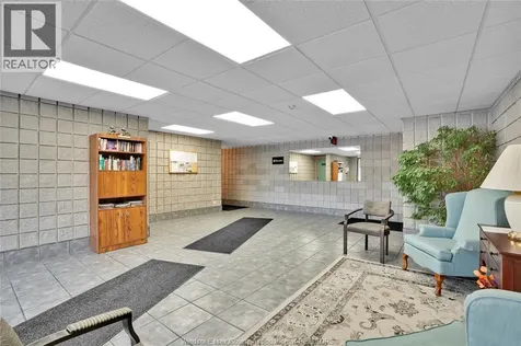 8335 Wyandotte Street East Windsor ON N8S 4S8