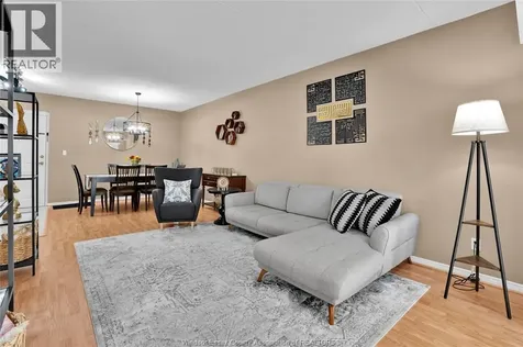 8335 Wyandotte Street East Windsor ON N8S 4S8
