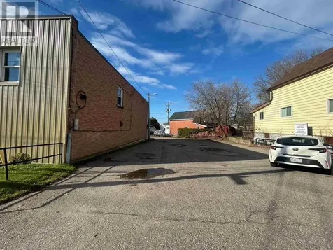 281 North Street Sault Ste. Marie ON P6A 1M7