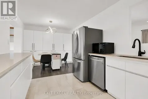 25 Uxbridge Crescent Ottawa ON K2L 1P6