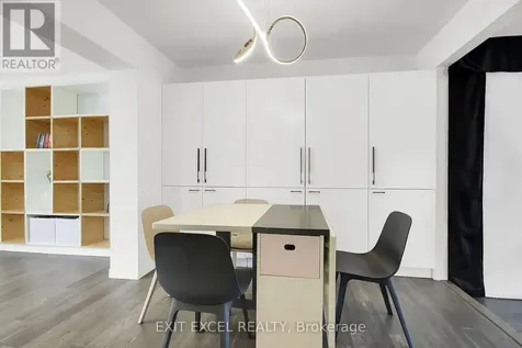 25 Uxbridge Crescent Ottawa ON K2L 1P6