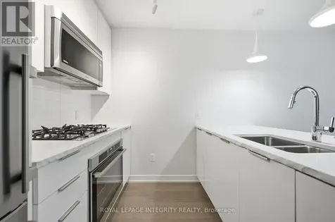 530 De Mazenod Avenue Ottawa ON K1S 5W8