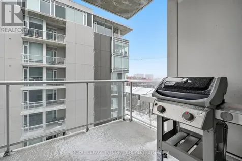 530 De Mazenod Avenue Ottawa ON K1S 5W8