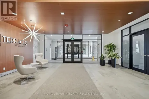 530 De Mazenod Avenue Ottawa ON K1S 5W8