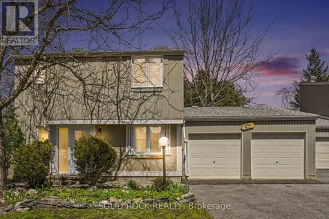 29 Jackson Court Ottawa ON K2K 1B6