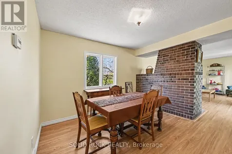 29 Jackson Court Ottawa ON K2K 1B6
