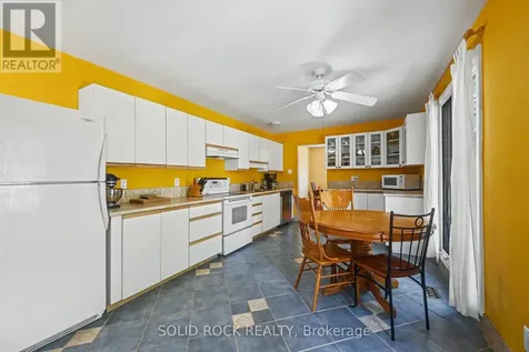 29 Jackson Court Ottawa ON K2K 1B6