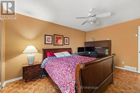 29 Jackson Court Ottawa ON K2K 1B6